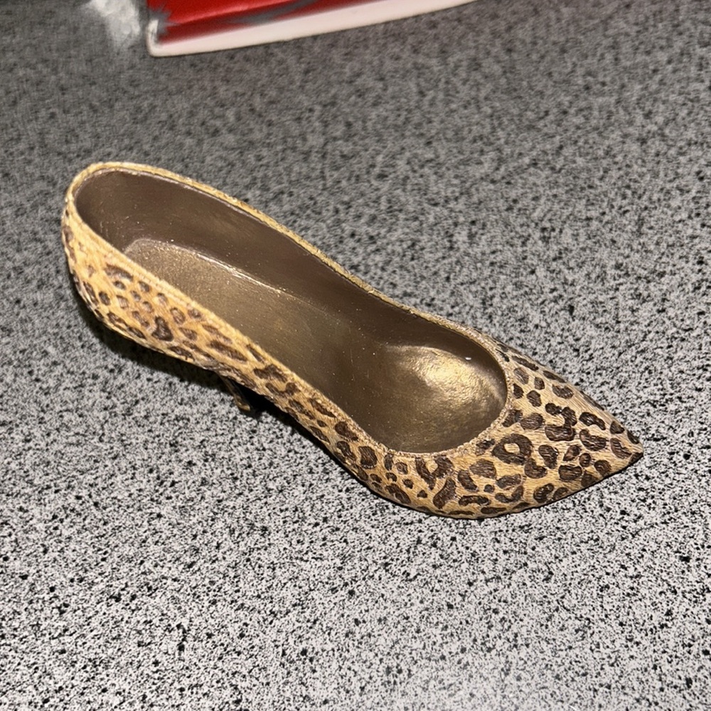 Just The Right Shoe Leopard Stilleto - Picture 2 of 7
